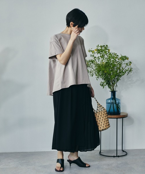 ECRIRE（エクリール）の「綿100％ 10oz天竺コットン ドレープTシャツ（Tシャツ/カットソー・レディース・オフホワイト/チャコールグレー/ピンク/ライトグリーン・フリー）」の18枚目の写真