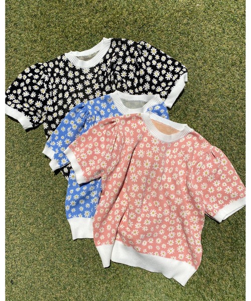 WC（ダブル シー）の「フラワーパターン半袖トップス（Tシャツ/カットソー・レディース・ブラック/オレンジ/ブルー・FREE）」の7枚目の写真