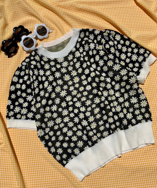 WC（ダブル シー）の「フラワーパターン半袖トップス（Tシャツ/カットソー・レディース・ブラック/オレンジ/ブルー・FREE）」の17枚目の写真