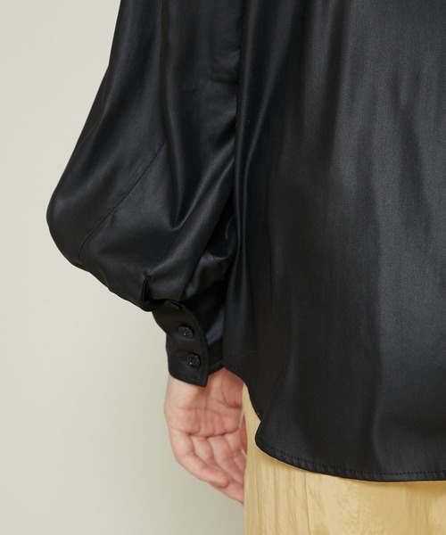 08sircus(ゼロエイトサーカス)の「【08Sircus(08サーカス)】レザーサテンスタンドカラーシャツ/ Leather satin stand collar shirt S32SL-TS04(シャツ/ブラウス・レディース・ブラック/ベージュ・1)」の13枚目の写真