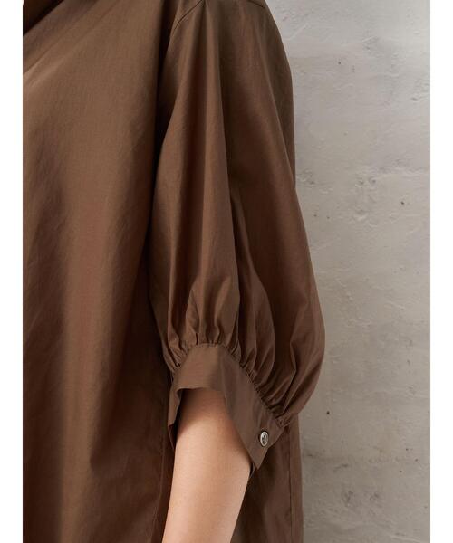 YECCA VECCA（イェッカヴェッカ）の「ペーパータッチボリューム袖ロングシャツ（シャツ/ブラウス・レディース・ブラウン/イエロー/チャコールグレー/オフホワイト・FREE）」の8枚目の写真