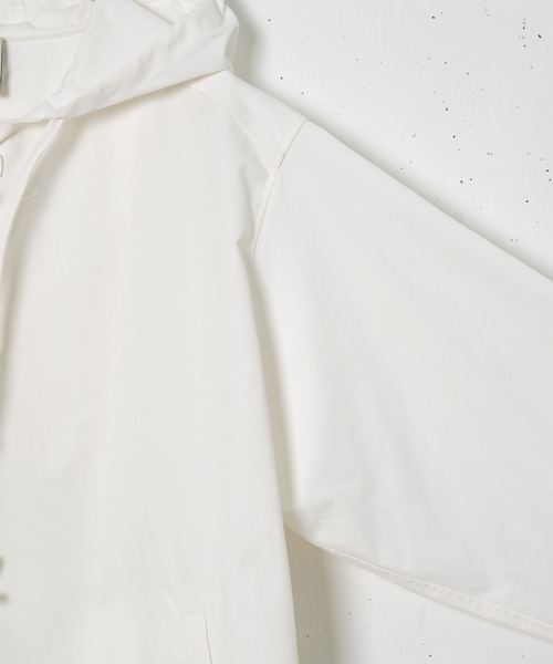 CASPER JOHN（キャスパージョン）の「Snow Hoodie/スノーパーカー（パーカー・メンズ・ホワイト/ブラック・SMALL/MEDIUM/LARGE）」の3枚目の写真