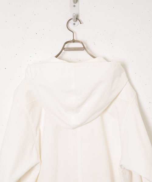 CASPER JOHN（キャスパージョン）の「Snow Hoodie/スノーパーカー（パーカー・メンズ・ホワイト/ブラック・SMALL/MEDIUM/LARGE）」の7枚目の写真