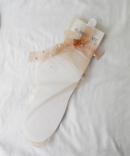 c.u.l（シーユーエル）の「【c.u.l】パール付きリボン レースアップチュールソックス cula216（ソックス/靴下・レディース・ホワイト/ブラック/ベージュ/グレー/アイボリー・FREE）」の16枚目の写真