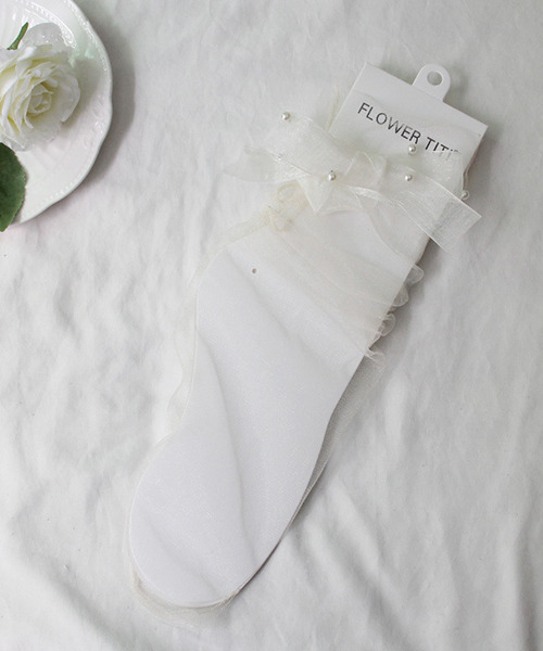 c.u.l（シーユーエル）の「【c.u.l】パール付きリボン レースアップチュールソックス cula216（ソックス/靴下・レディース・ホワイト/ブラック/ベージュ/グレー/アイボリー・FREE）」の18枚目の写真