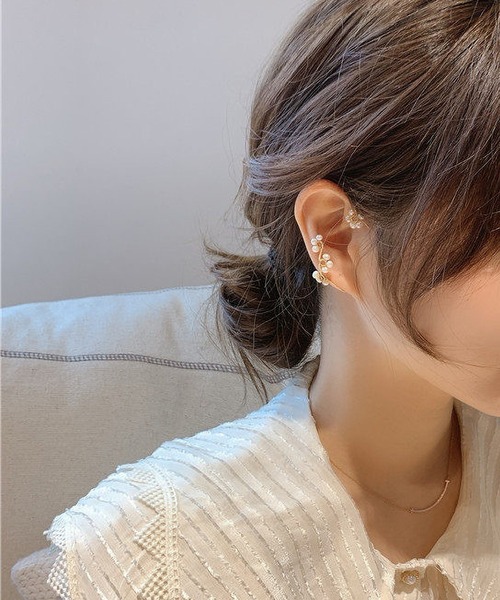 LA VORAGINE（ラ ヴォラジネ）の「イヤーカフ２点セット（イヤーカフ・レディース・A・FREE）」の3枚目の写真