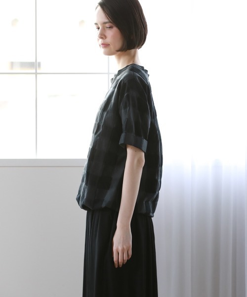 Pao de lo（パオデロ）の「アジャスター付きブロックチェックブラウス（シャツ/ブラウス・レディース・アイボリー/グレー系その他・9号/7号）」の3枚目の写真