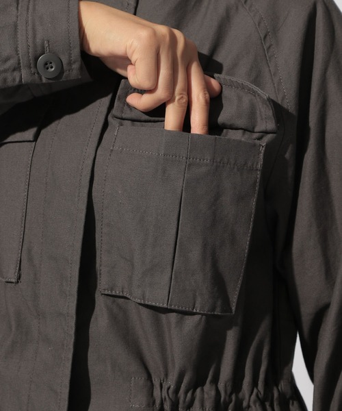 BAYFLOW（ベイフロー）の「ミリタリーバンドカラージャケット（ミリタリージャケット・レディース・ベージュ/カーキ/チャコール・SMALL/MEDIUM）」の5枚目の写真