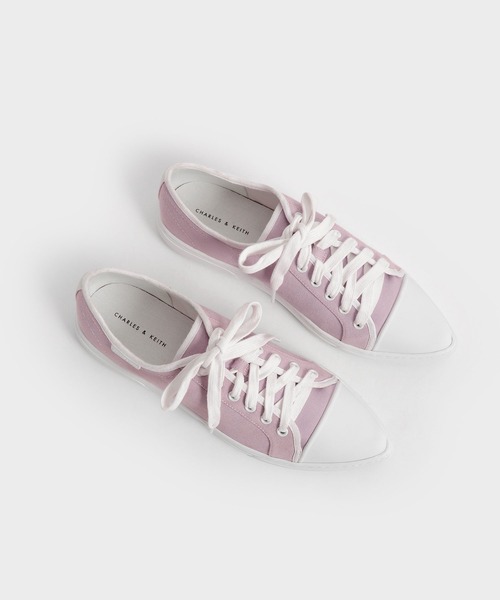 CHARLES & KEITH（チャールズ & キース）の「リサイクルコットン ポインテッドトゥスニーカー / Recycled Cotton Pointed Toe Sneakers（スニーカー・レディース・ブラック/レッド・23cm/24.5cm/22.5cm/23.5cm/25.5cm/25cm）」の9枚目の写真