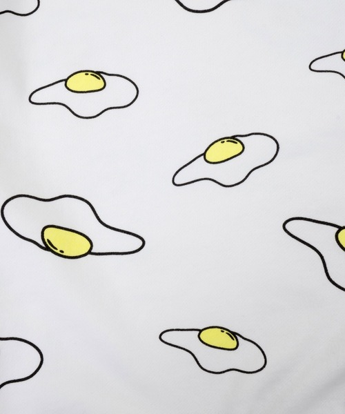 PUNYUS（プニュズ）の「目玉焼き総柄スウェット(MEDAMAYAKI)（スウェット・レディース・ブラック/ホワイト・4/3/1/2）」の4枚目の写真