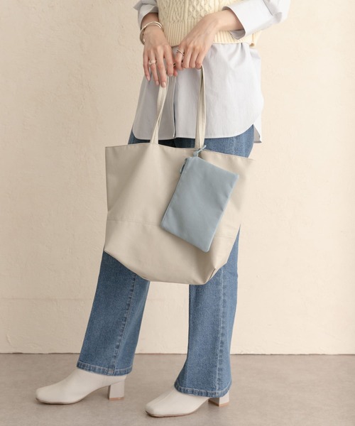 RODE SKO（ロデスコ）の「洗えるフェイクレザートート（トートバッグ・レディース・カーキ/グレー/キャメル・ONE）」の7枚目の写真