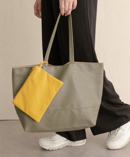 RODE SKO（ロデスコ）の「洗えるフェイクレザートート（トートバッグ・レディース・カーキ/グレー/キャメル・ONE）」の8枚目の写真