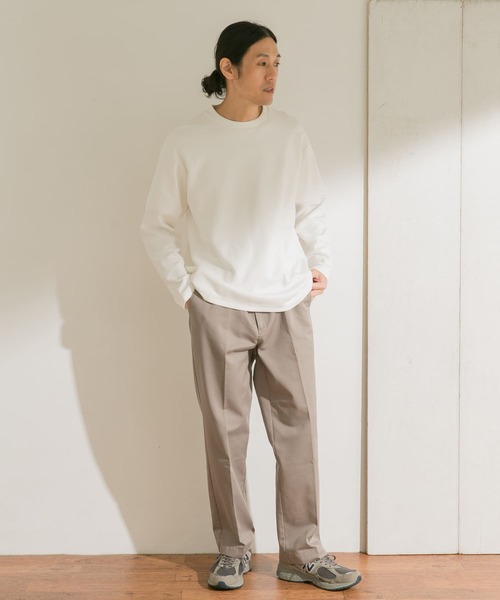 URBAN RESEARCH DOORS（アーバンリサーチドアーズ）の「クリアダンボールプルオーバー（Tシャツ/カットソー・メンズ・チャコールグレー/カーキ/グレー系その他/オフホワイト・40/38）」の16枚目の写真