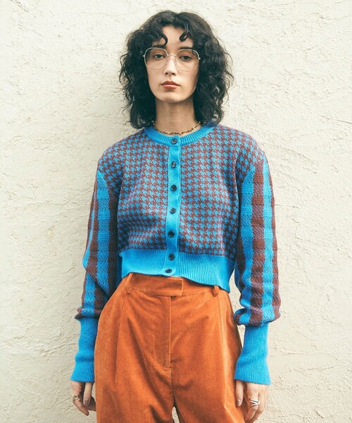 MATURED（マチュアード）の「【MATURED(マチュアード)】チェックニットカーディガン（カーディガン/ボレロ・レディース・オレンジ/ブルー/グリーン・FREE）」の2枚目の写真