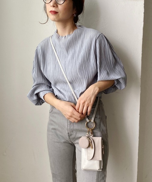 CAPRICIEUX LE'MAGE（カプリシューレマージュ）の「プリーツパフブラウス（Tシャツ/カットソー・レディース・ホワイト/ブラック/グレー・FREE）」の3枚目の写真