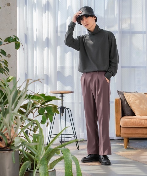 improves(インプローブス)の「サステナブルポリ ポンチ タートルネック ロンT(Tシャツ/カットソー・メンズ・ホワイト/グレイッシュベージュ/ワイン/スミクロ・MEDIUM/LARGE)」の13枚目の写真