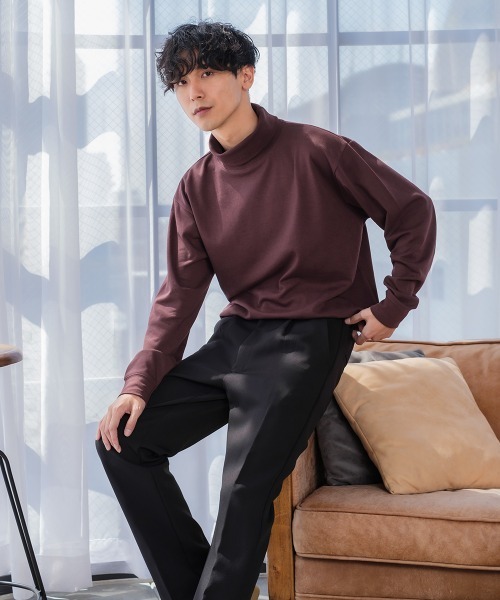 improves(インプローブス)の「サステナブルポリ ポンチ タートルネック ロンT(Tシャツ/カットソー・メンズ・ホワイト/グレイッシュベージュ/ワイン/スミクロ・MEDIUM/LARGE)」の6枚目の写真