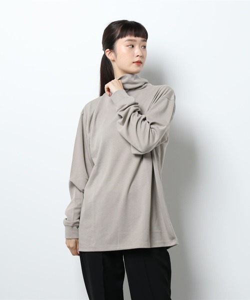 improves(インプローブス)の「サステナブルポリ ポンチ タートルネック ロンT(Tシャツ/カットソー・メンズ・ホワイト/グレイッシュベージュ/ワイン/スミクロ・MEDIUM/LARGE)」の22枚目の写真