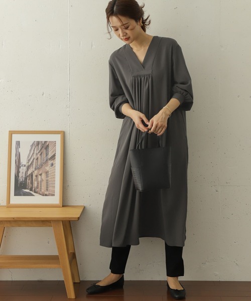 新品タグ付き　2WAY仕様ウールVネックワンピース　アーバンリサーチドアーズ URBAN RESEARCH DOORS（アーバンリサーチドアーズ）の「ハミルトン