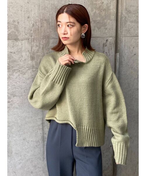 EMODA(エモダ)の「スリットステップニット(ニット/セーター・レディース・ブラック/カーキ/アイボリー/キャメル・FREE)」の5枚目の写真