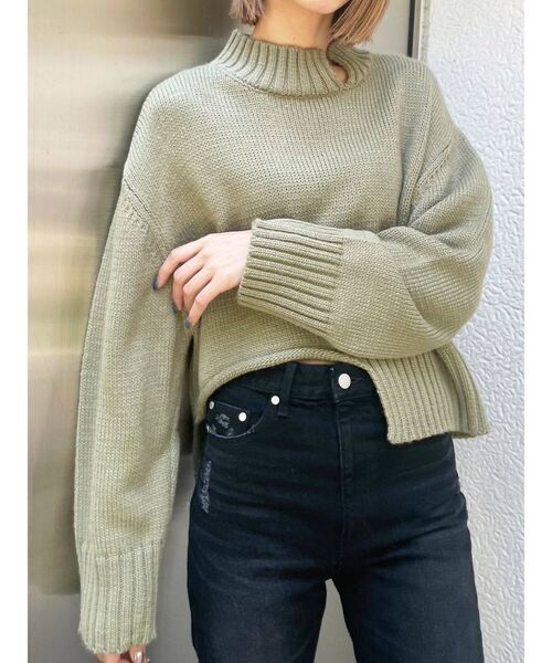 EMODA(エモダ)の「スリットステップニット(ニット/セーター・レディース・ブラック/カーキ/アイボリー/キャメル・FREE)」の21枚目の写真