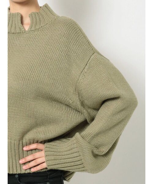 EMODA(エモダ)の「スリットステップニット(ニット/セーター・レディース・ブラック/カーキ/アイボリー/キャメル・FREE)」の16枚目の写真