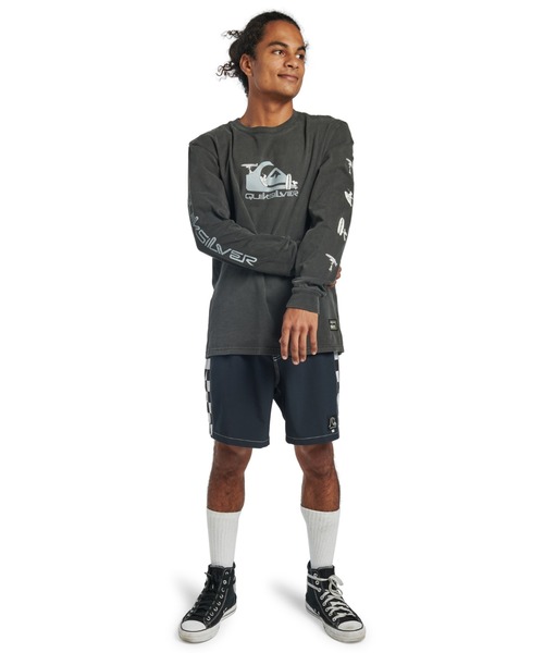 Quiksilver（クイックシルバー）の「PEANUTS GO WITH THE/クイックシルバーピーナッツコラボ長袖ロンT（Tシャツ/カットソー・メンズ・ブラック/ホワイト・SMALL/MEDIUM/LARGE）」の6枚目の写真