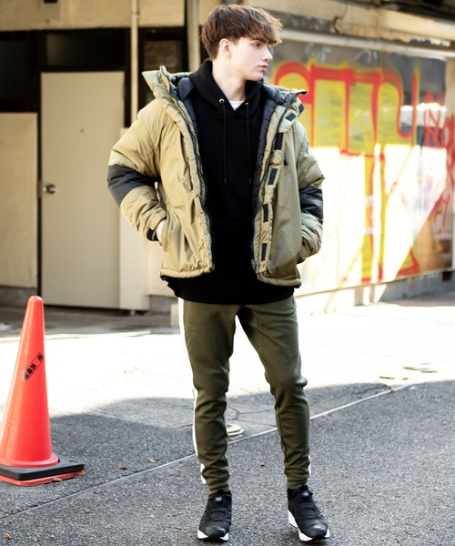 8(eight)(エイト)の「中綿マウンテンパーカー(マウンテンパーカー・メンズ・ブラック/オリーブ/ベージュ/ネイビー/チャコールグレー・SMALL/MEDIUM/X-LARGE/LARGE)」の10枚目の写真