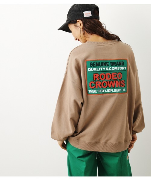 RODEO CROWNS WIDE BOWL（ロデオクラウンズワイドボウル）の「ボックスロゴパッチスウェット（スウェット・レディース・ベージュ/グリーン系その他/ブラック/ホワイト・FREE）」の3枚目の写真