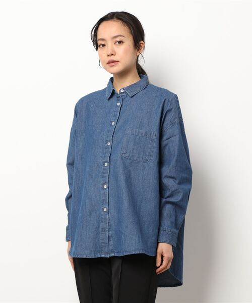 AMERICAN HOLIC（アメリカンホリック）の「ポケット付きバックタックデニムシャツ（シャツ/ブラウス・レディース・インディゴブルー・M/L）」の3枚目の写真