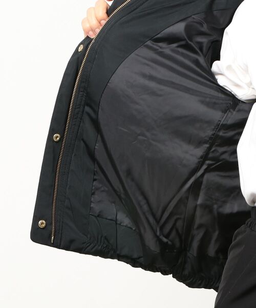 IKKA LOUNGE（イッカラウンジ）の「ピーチスキンダウンジャケット（ダウンジャケット/コート・レディース・キャメル/ブラック・L/M）」の3枚目の写真