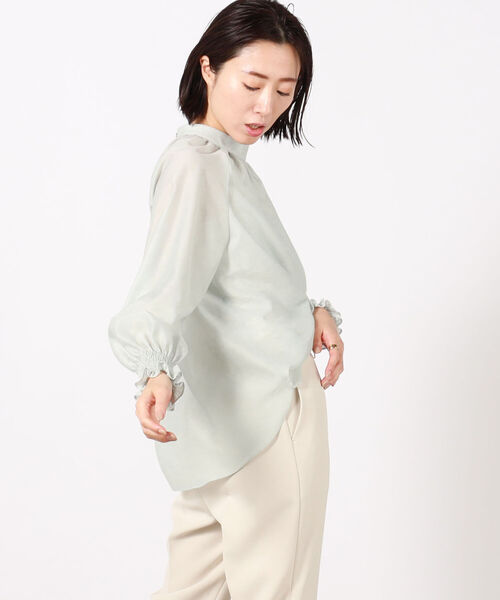 ◇【WEB限定カラーあり】シアーハイネックブラウス