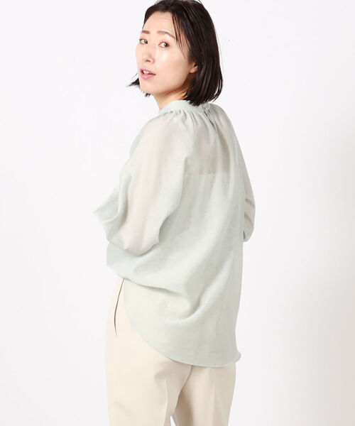 ◇【WEB限定カラーあり】シアーハイネックブラウス
