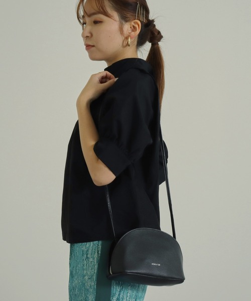 AULI（アウリィ）の「ラウンドZIPショルダーバッグ（ショルダーバッグ・レディース・ブラック/ベージュ/イエロー/イエロー×グリーン・FREE）」の9枚目の写真