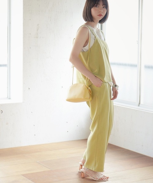 AULI（アウリィ）の「ラウンドZIPショルダーバッグ（ショルダーバッグ・レディース・ブラック/ベージュ/イエロー/イエロー×グリーン・FREE）」の14枚目の写真