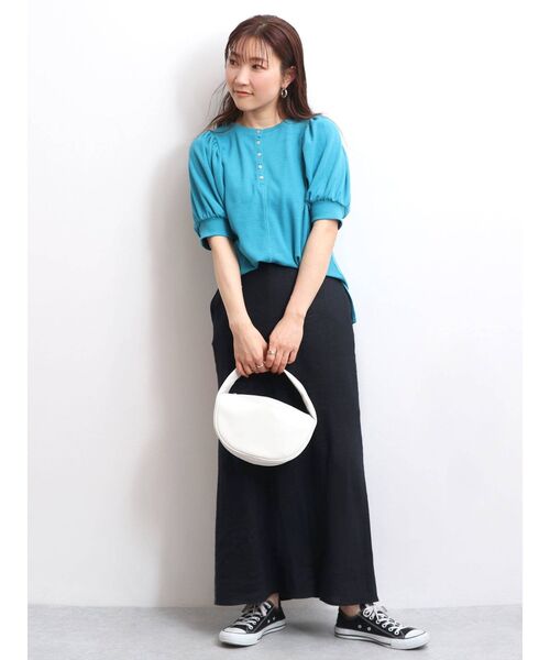 Ungrid(アングリッド)の「【WEB限定】ショルダーデザインTee(Tシャツ/カットソー・レディース・オフホワイト/ブラック/オレンジ/ブルー・FREE)」の14枚目の写真