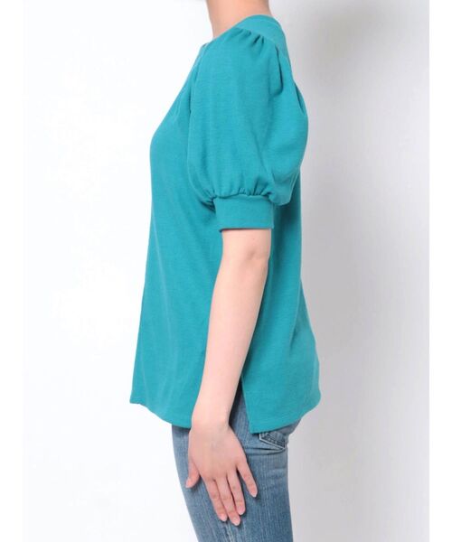 Ungrid(アングリッド)の「【WEB限定】ショルダーデザインTee(Tシャツ/カットソー・レディース・オフホワイト/ブラック/オレンジ/ブルー・FREE)」の18枚目の写真