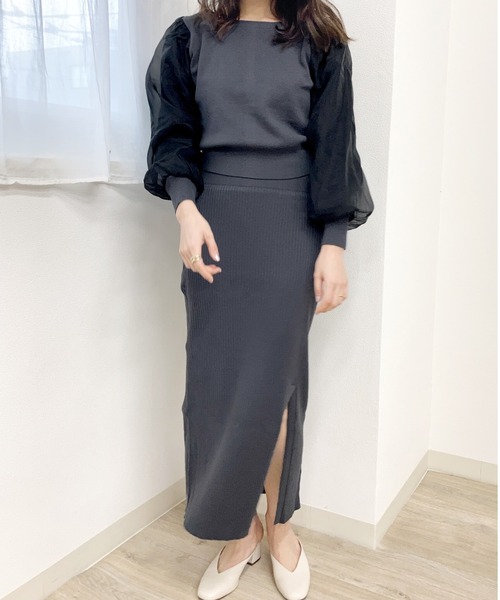 Brownie（ブラウニー）の「Brownie 深スリット リブニットスカート（スカート・レディース・ベージュ/パープル/アイボリー/ダークグレー・FREE）」の17枚目の写真