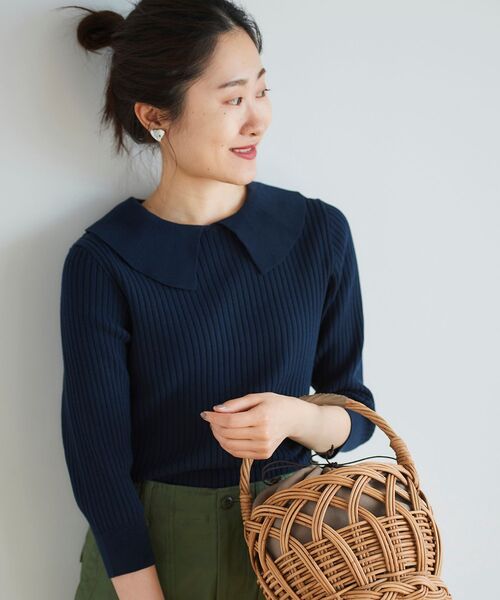 le.coeur blanc（ルクールブラン）の「衿付き透かしリブニットプルオーバー（ニット/セーター・レディース・ネイビー/ホワイト系その他/ライトベージュ・38）」の3枚目の写真