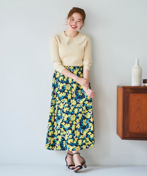 le.coeur blanc（ルクールブラン）の「衿付き透かしリブニットプルオーバー（ニット/セーター・レディース・ネイビー/ホワイト系その他/ライトベージュ・38）」の4枚目の写真