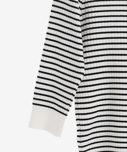 le.coeur blanc（ルクールブラン）の「衿付き透かしリブニットプルオーバー（ニット/セーター・レディース・ネイビー/ホワイト系その他/ライトベージュ・38）」の15枚目の写真