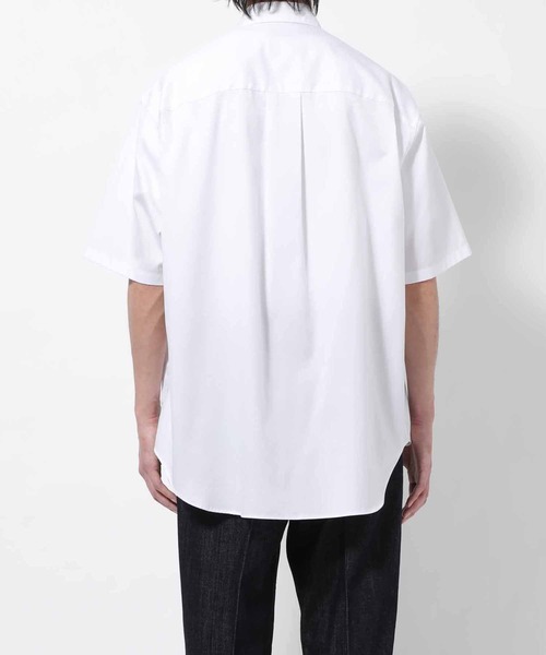 ADAM ET ROPE'（アダムエロペ）の「ビッグシルエット レギュラーカラー 半袖シャツ（シャツ/ブラウス・メンズ・ホワイト/ブルー・M/L）」の7枚目の写真