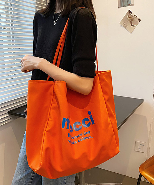 c.u.l（シーユーエル）の「【c.u.l】mecciロゴキャンパスカラートートバッグ cula394（トートバッグ・レディース・ピンク/イエロー/オレンジ/グリーン/アイボリー・FREE）」の5枚目の写真