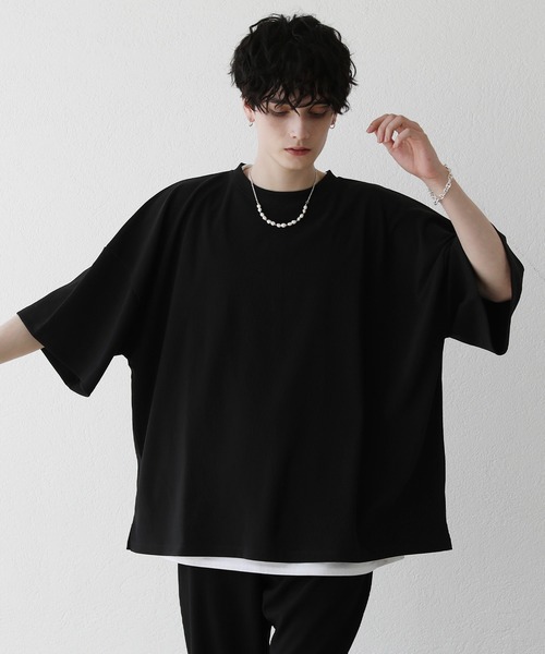 ASTRONOMY(アストロノミー)の「リップルプリーツビッグシルエットドルマンTシャツ(Tシャツ/カットソー・メンズ・ライトグレー/ブラック/イエロー/グリーン/モカ/チャコール・S/M/L)」の2枚目の写真