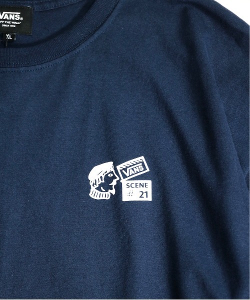 VANS(バンズ)の「VANS/ヴァンズ SCENE 21 OTW S/S TEE シーン21オフザウォール SS TEE(Tシャツ/カットソー・メンズ・ホワイト/ネイビー/イエロー・MEDIUM/LARGE/X-LARGE)」の17枚目の写真