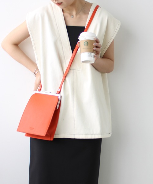 GeeRA（ジーラ）の「がま口スクエアショルダー（ショルダーバッグ・レディース・ブラック/ベージュ/ピンク/オレンジ・FREE）」の13枚目の写真