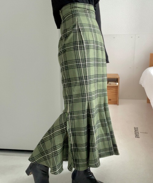 LAUIR（ラウアー）の「チェックマーメイドスカート（スカート・レディース・グリーン/ブラウン/ネイビー/ベージュ・LARGE/X-LARGE/SMALL/MEDIUM）」の4枚目の写真