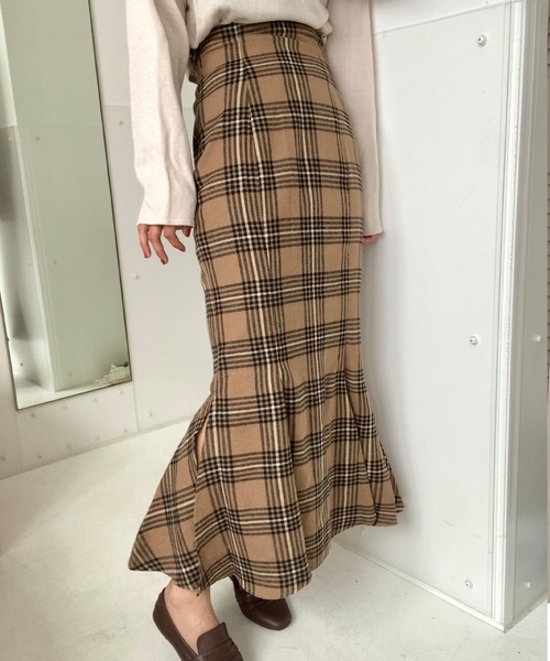 LAUIR（ラウアー）の「チェックマーメイドスカート（スカート・レディース・グリーン/ブラウン/ネイビー/ベージュ・LARGE/X-LARGE/SMALL/MEDIUM）」の8枚目の写真