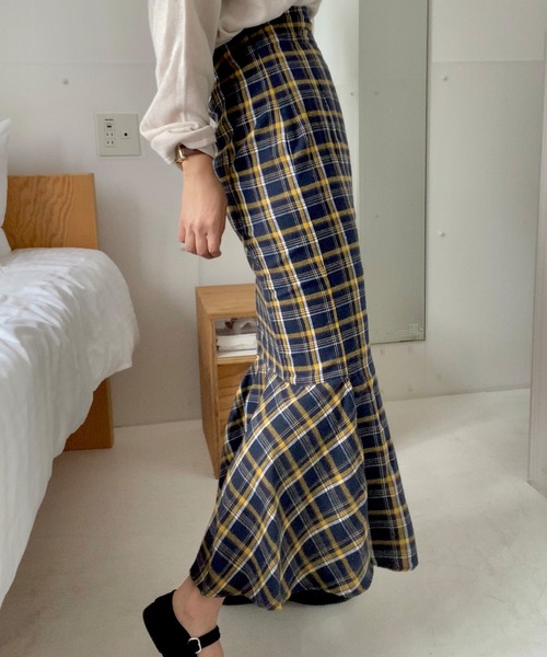 LAUIR（ラウアー）の「チェックマーメイドスカート（スカート・レディース・グリーン/ブラウン/ネイビー/ベージュ・LARGE/X-LARGE/SMALL/MEDIUM）」の15枚目の写真