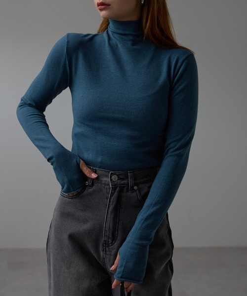 r.（アールドット）の「フィンガーホール タートルニット（ニット/セーター・レディース・ブラック/ダークグリーン/パープル/オレンジ/マスタード/モカ/キナリ/オフホワイト/グレー/ブルー/ブラウン/ライム/レッド/チャコールグレー/ターコイズブルー/グリーン/ピンク・FREE）」の12枚目の写真